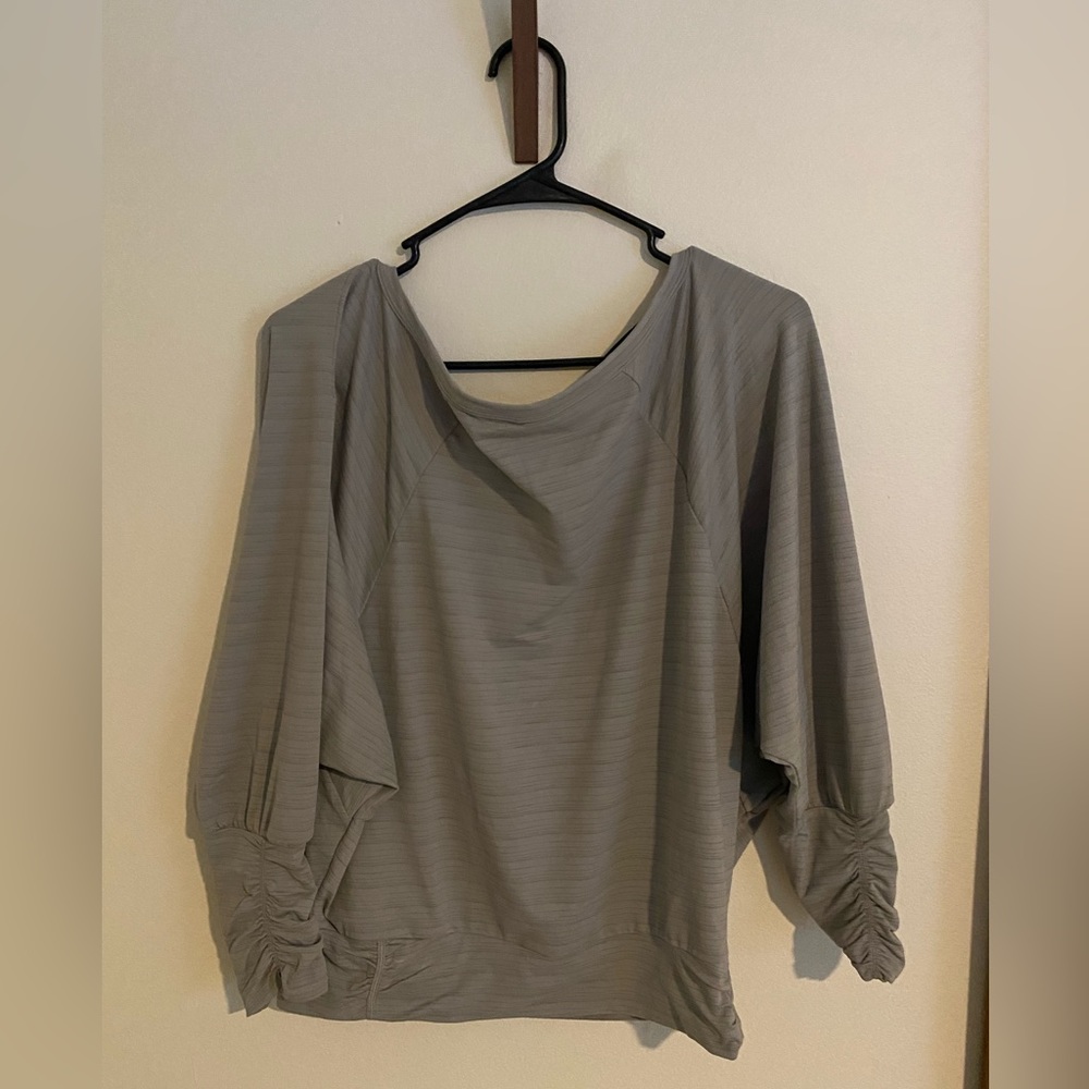 Womens’s brand new PrAna Ridgeview top